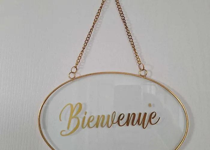 Au Fil De L'aure * Monfreville